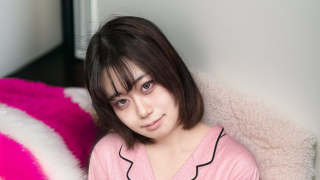 High Quality Bonus, Main Part Face Revealed 980 Points Until 12/1 ⑤ 19-Year-Old Short-Haired Girl Who Loves Older Men. Too Sensitive, Tight Pussy, Deep Cumming! Twitching Convulsions